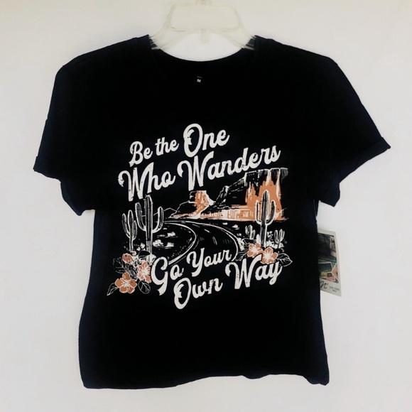 Go Your Own Way NWT Distressed Graphic Tee - Picture 5 of 5